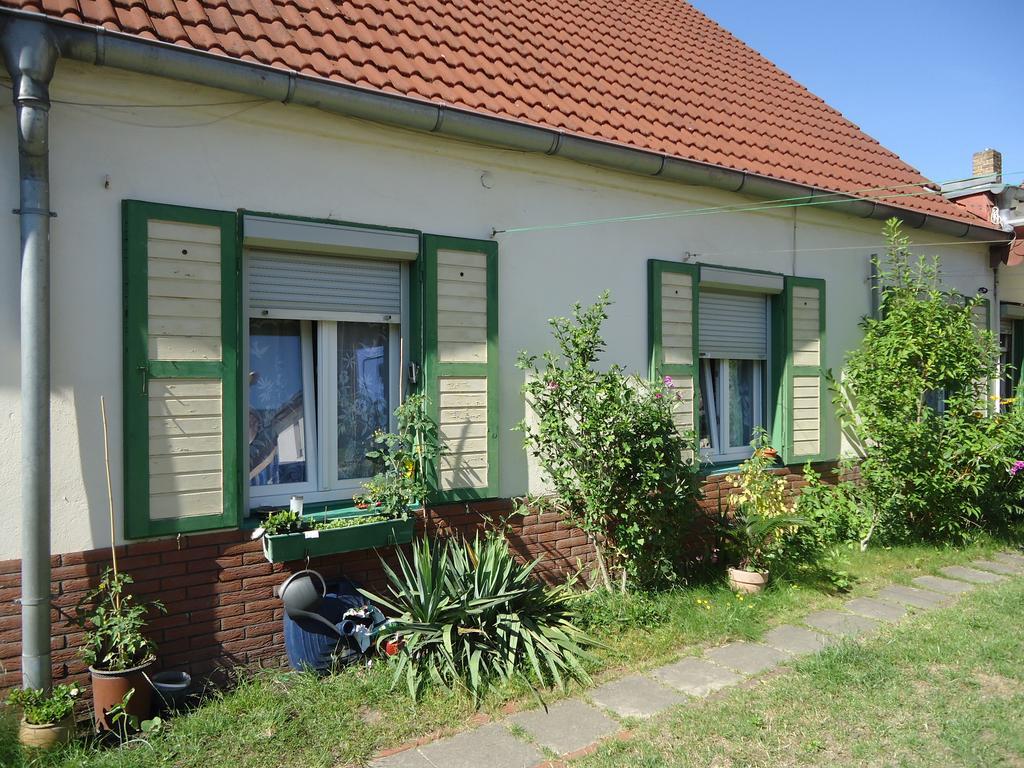 Pension Scheffler Potsdam Buitenkant foto